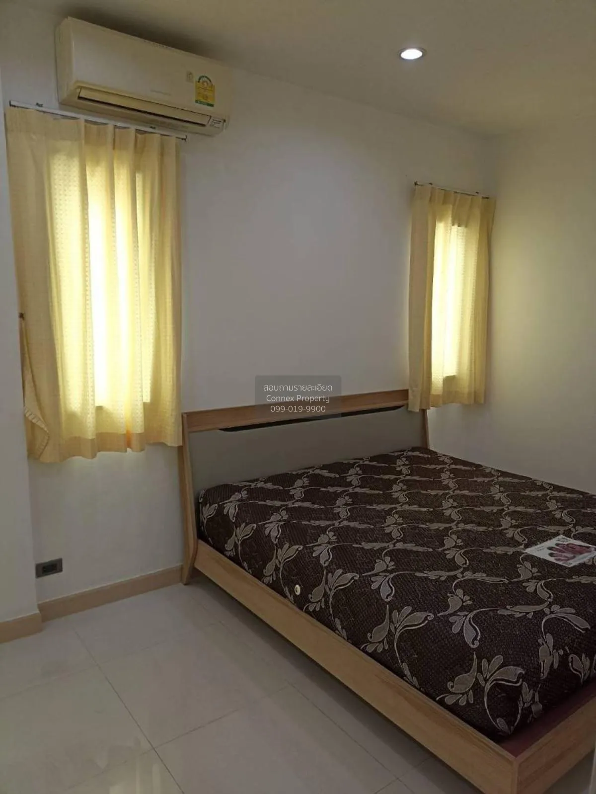 For Rent Townhouse/Townhome  , Yoo Charoen 29 , Sam Saen Nok , Hu