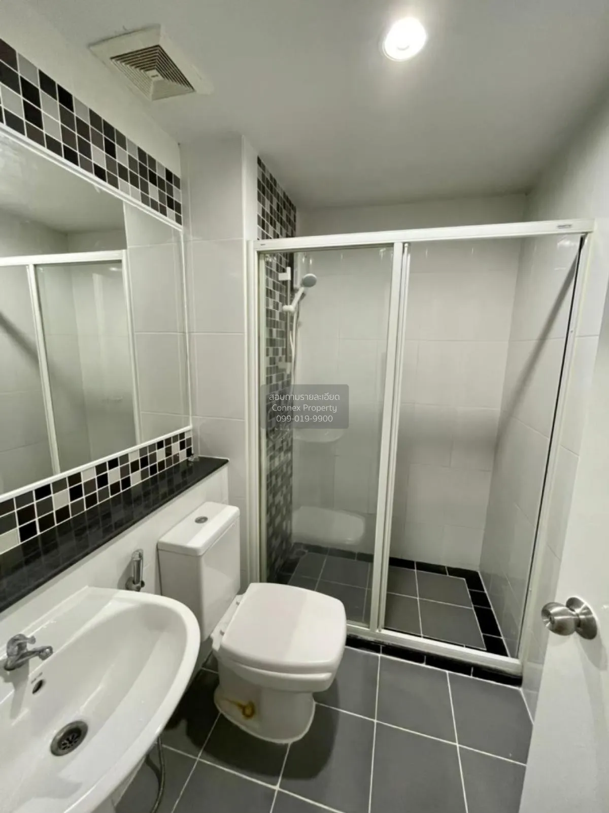 For Rent Condo , Regent Home 15 Changwattana , BTS-Wat Phra Sri M 4