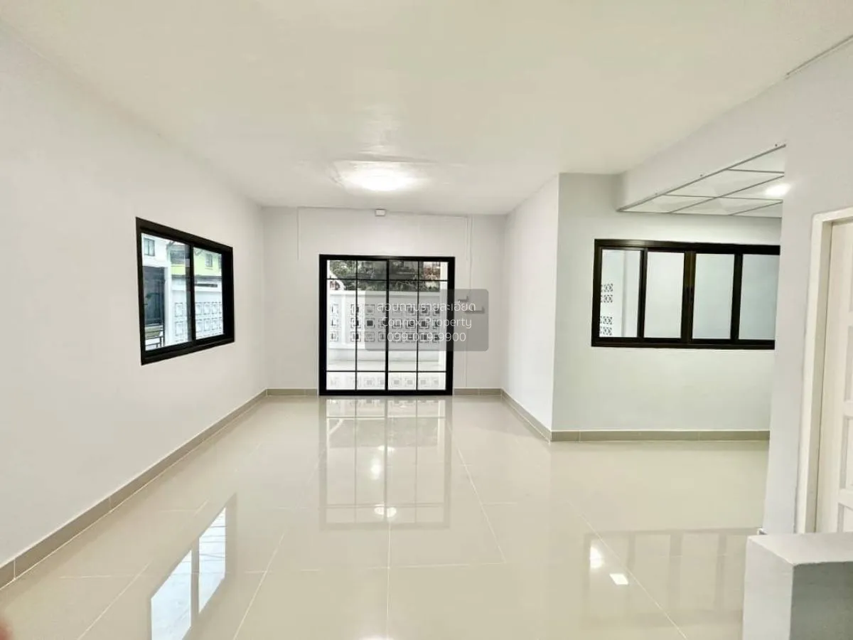 ขายทาวน์เฮ้าส์/ทาวน์โฮม  บ้านพฤกษา 3 บางบัวทอง รีโนเวทใหม่ บางคูร