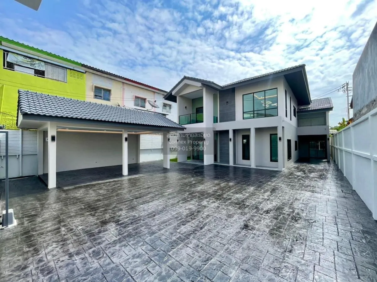 For Sale 2 storey house , Soi Wat Weluwanaram 36 , newly renovate 1