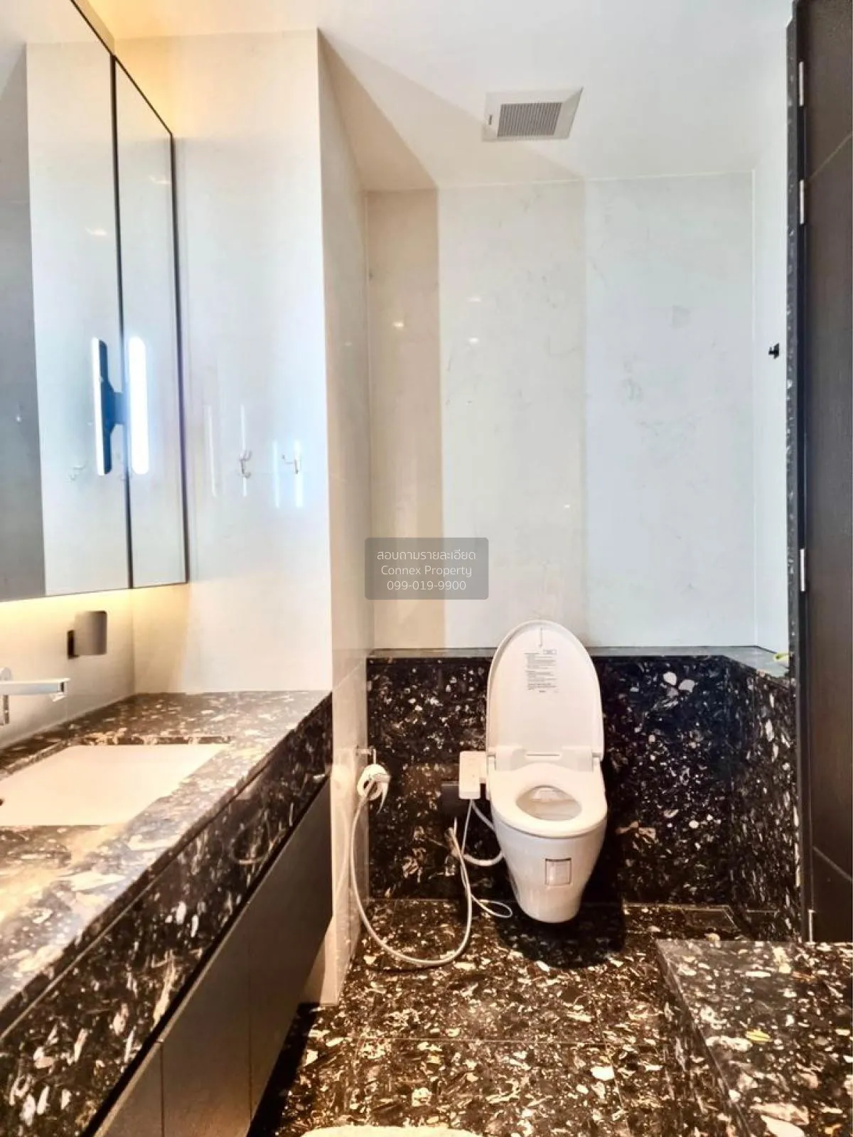 เช่าคอนโด  บีทนิค สุขุมวิท 32 BTS-ทองหล่อ คลองตัน เขต คลองเตย กรุ