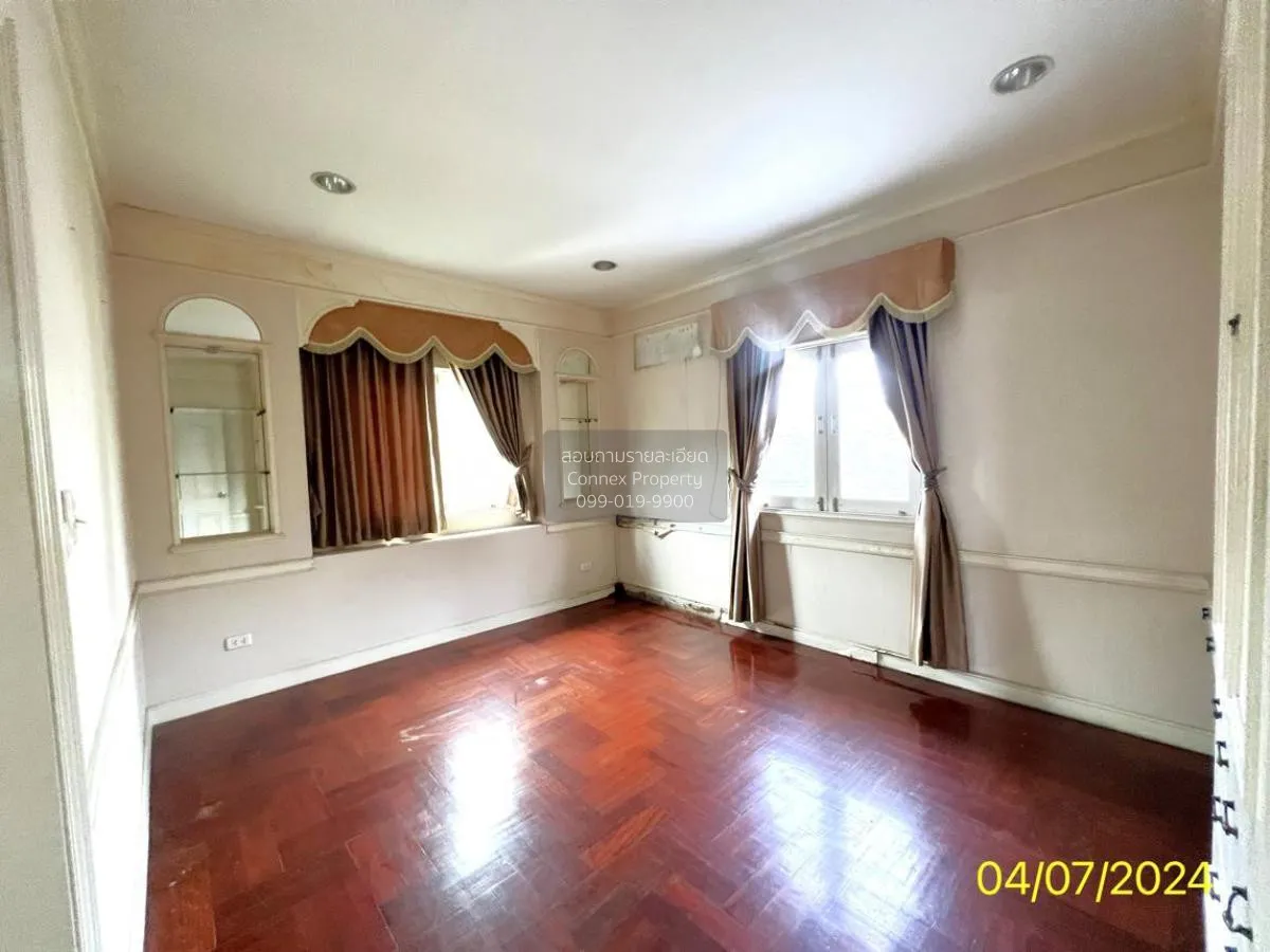 For Sale House , Maneeya Masterpiece Rattanathibet , MRT-Sai Ma ,