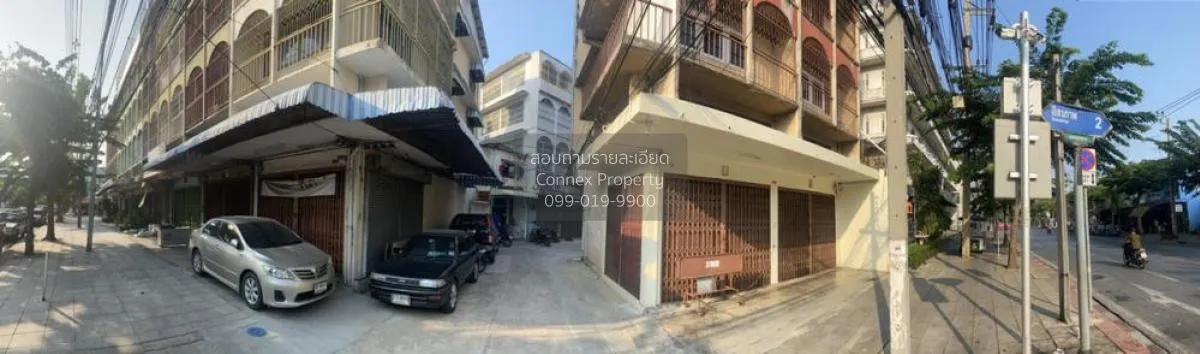 For Sale 5 - storey apartment Itsaraphap Road Soi 2 , Somdet Chao 2
