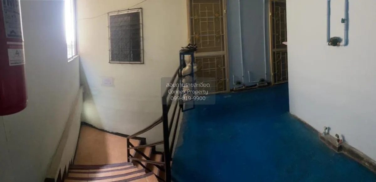 For Sale 5 - storey apartment Itsaraphap Road Soi 2 , Somdet Chao