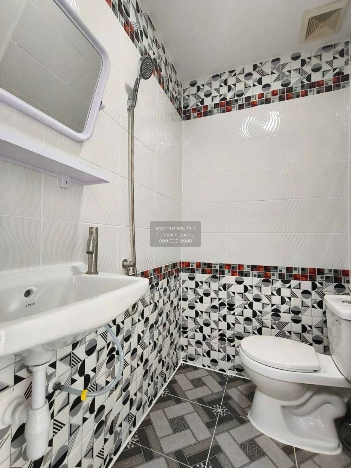 ขายทาวน์เฮ้าส์/ทาวน์โฮม  บ้านเมธา 1 สยามธรณี รีโนเวทใหม่ ท่าแร้ง 