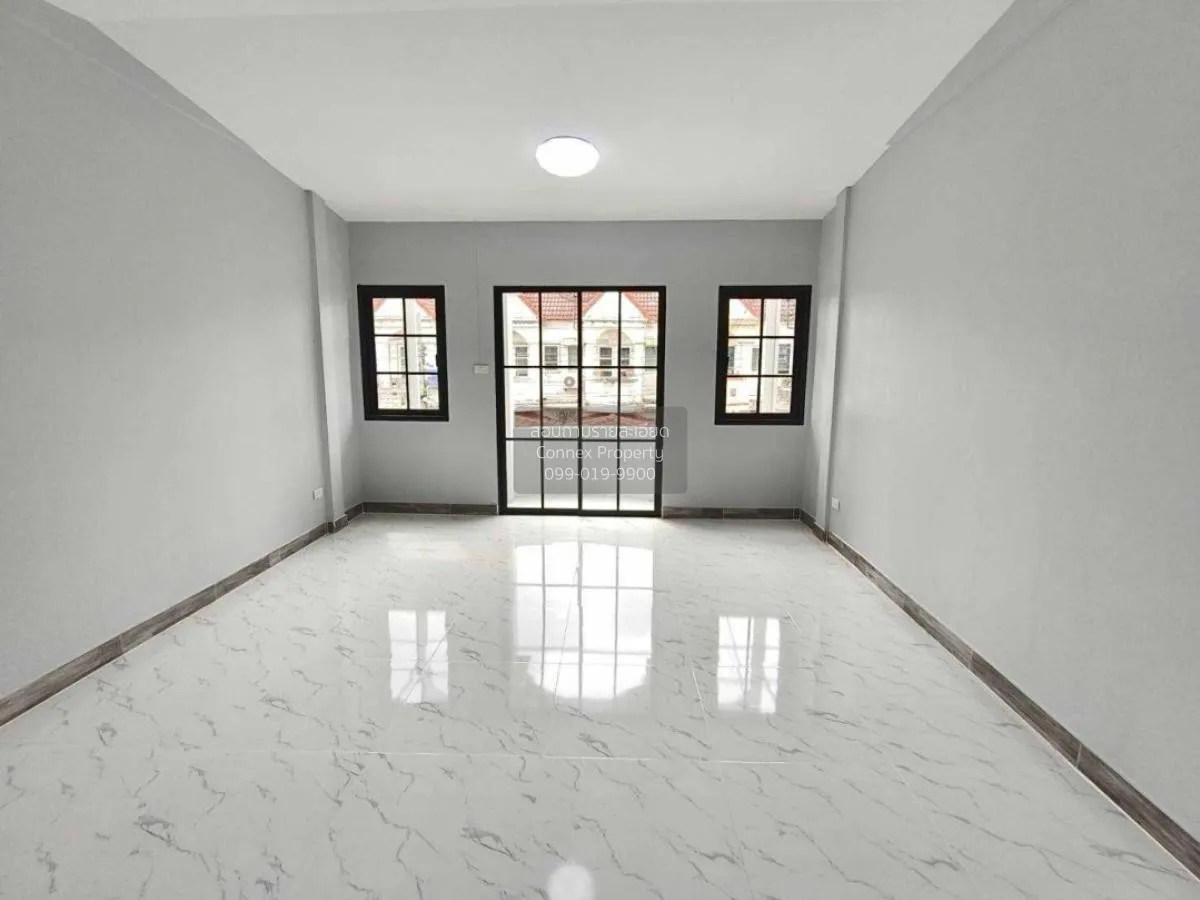 ขายทาวน์เฮ้าส์/ทาวน์โฮม  บ้านเมธา 1 สยามธรณี รีโนเวทใหม่ ท่าแร้ง 