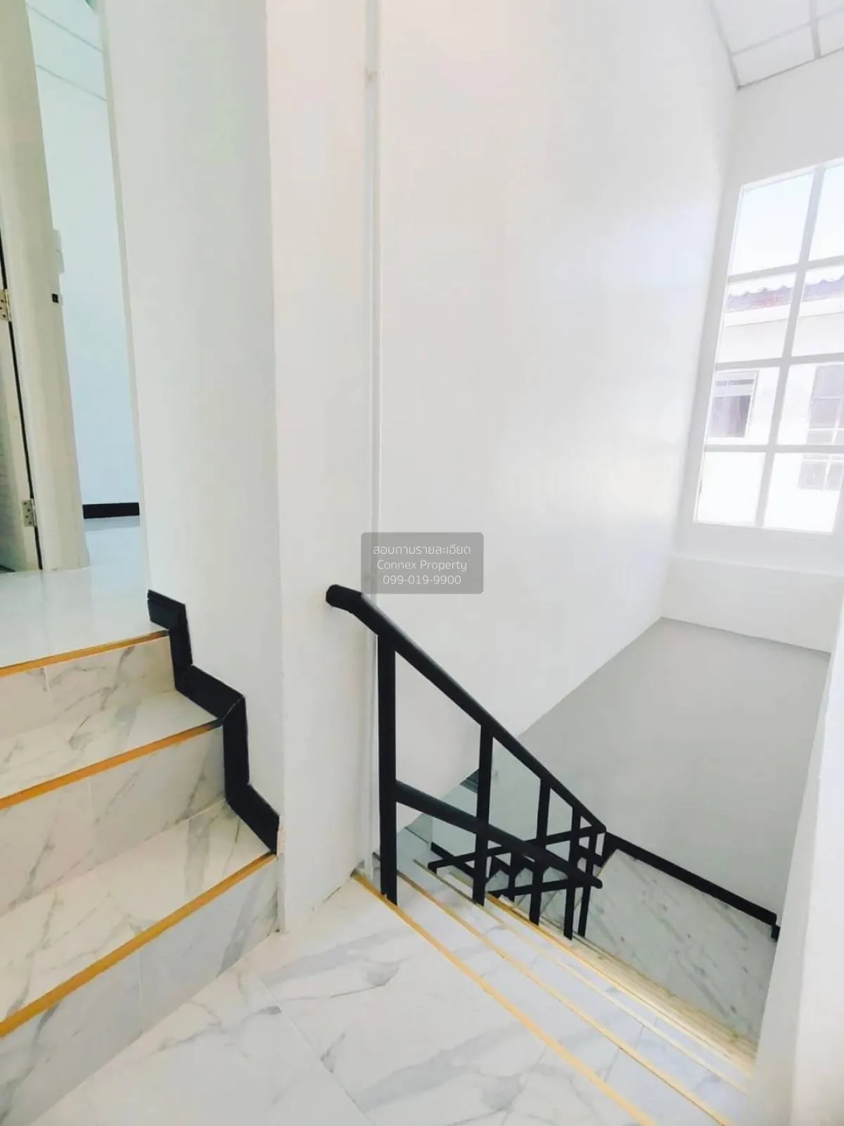 ขายทาวน์เฮ้าส์/ทาวน์โฮม  ฉัตรไพลิน ระแหง ลาดหลุมแก้ว ปทุมธานี CX-