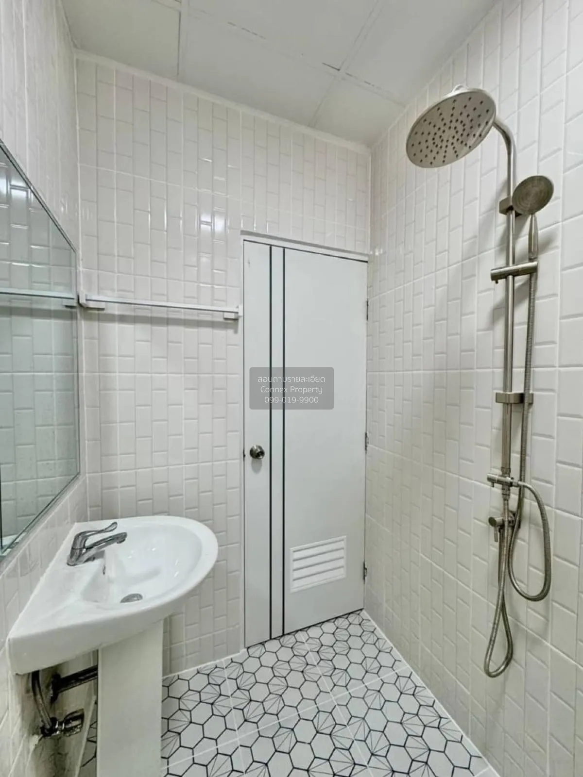 For Sale Townhouse/Townhome  , Baan Buathong 4 Baan Kluay-Sai Noi