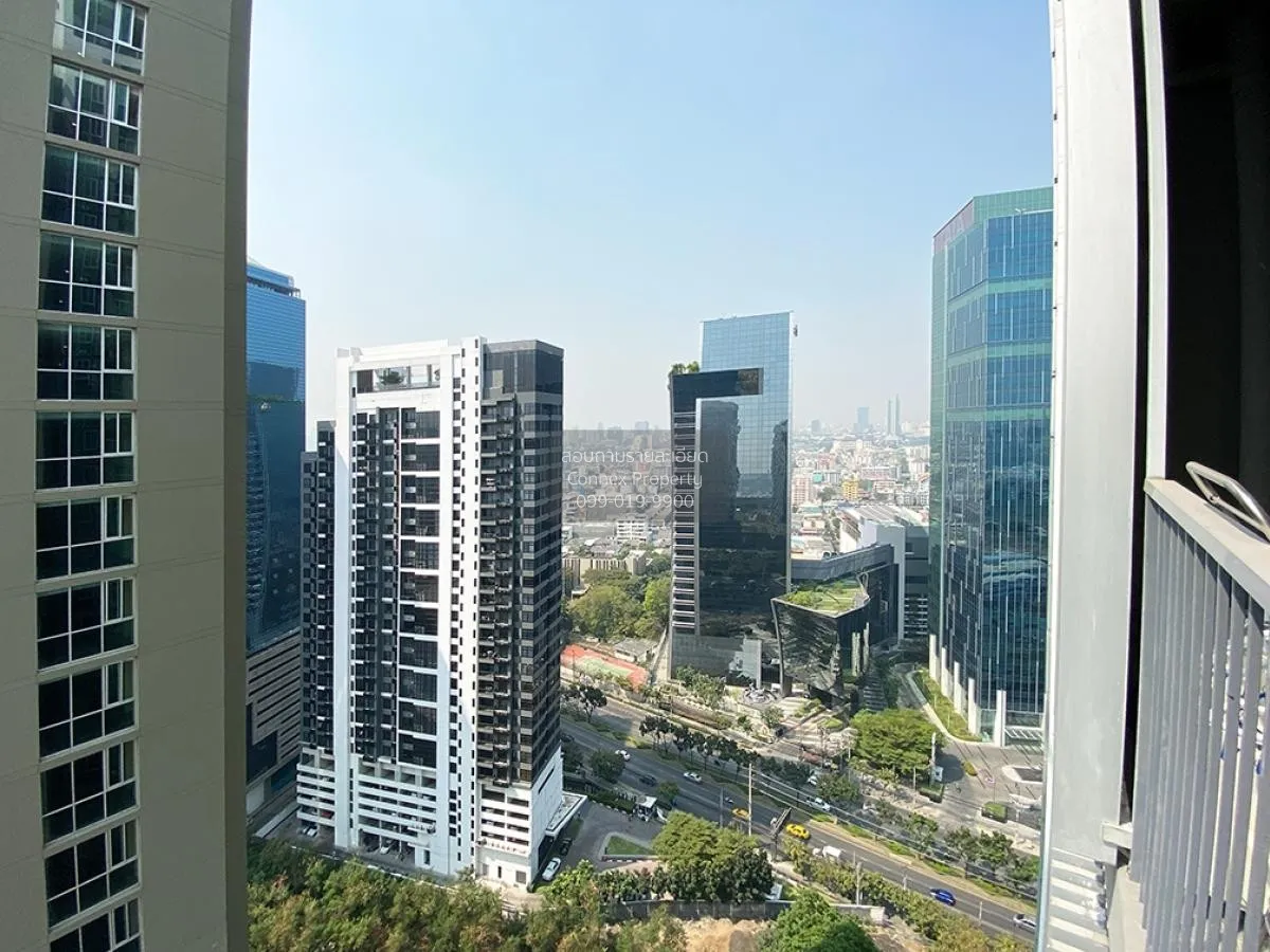 ขายคอนโด  โนเบิล รีวอลฟ์ รัชดา 1 วิวสวย ชั้นสูง ห้องมุม หน้ากว้าง