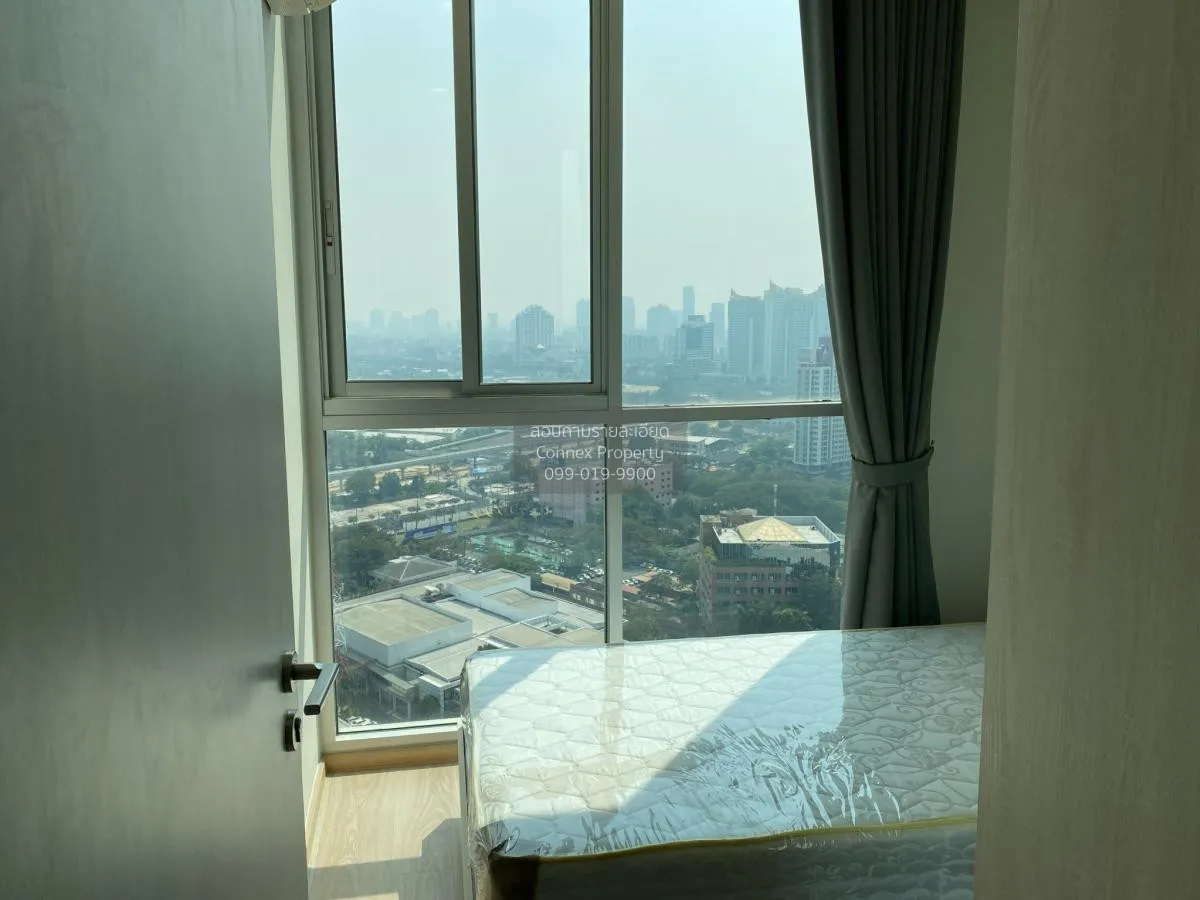 ขายคอนโด  โนเบิล รีวอลฟ์ รัชดา 1 วิวสวย ชั้นสูง ห้องมุม หน้ากว้าง