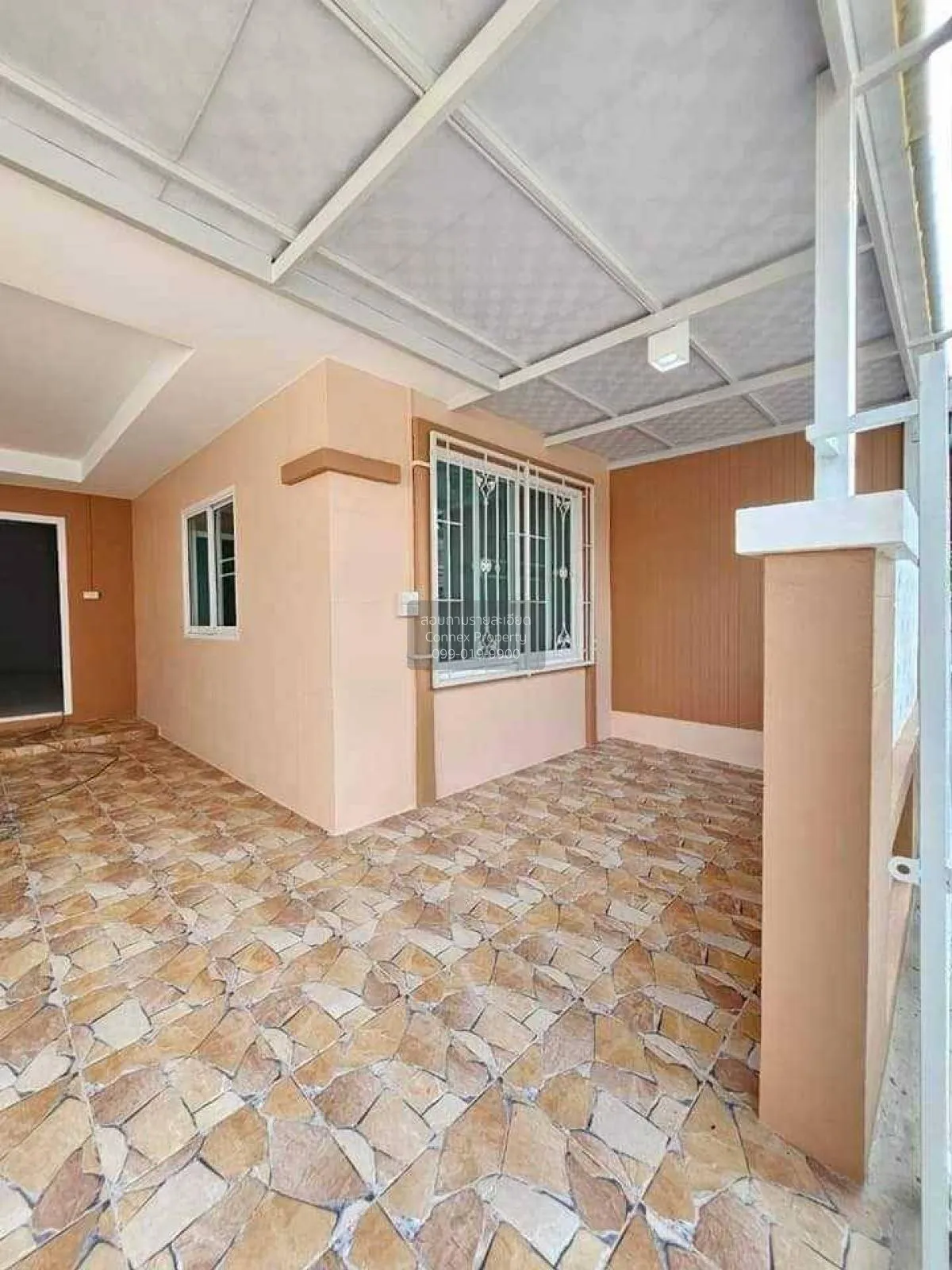 ขายทาวน์เฮ้าส์/ทาวน์โฮม  บ้านพรจิรา คลอง 7 รีโนเวทใหม่ บึงคำพร้อย 3