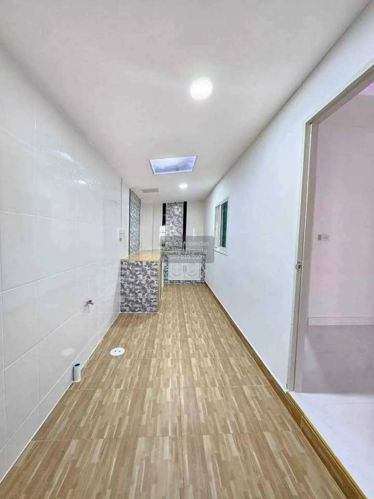 ขายทาวน์เฮ้าส์/ทาวน์โฮม  บ้านพรจิรา คลอง 7 รีโนเวทใหม่ บึงคำพร้อย