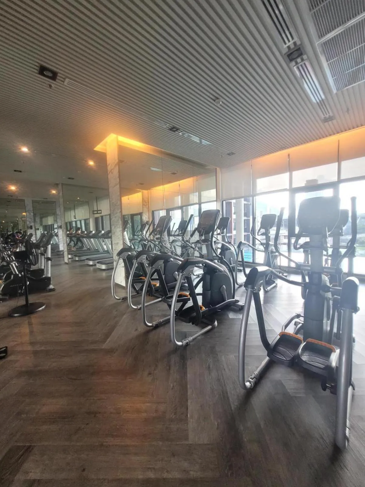 เช่าคอนโด  ไลฟ์ อโศก MRT-เพชรบุรี บางกะปิ เขต ห้วยขวาง กรุงเทพ CX