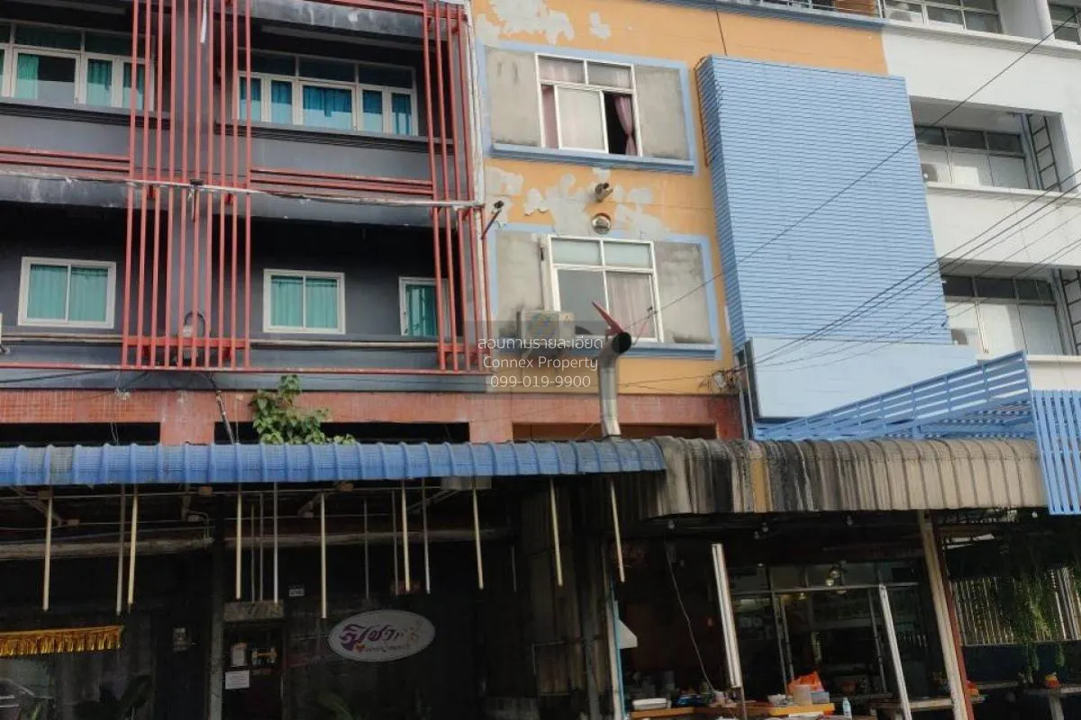 ขายอาคารพาณิชย์ 4 ชั้น โครงการตลาดธนะสิน ถนนนวมินทร์ คลองกุ่ม เขต 2