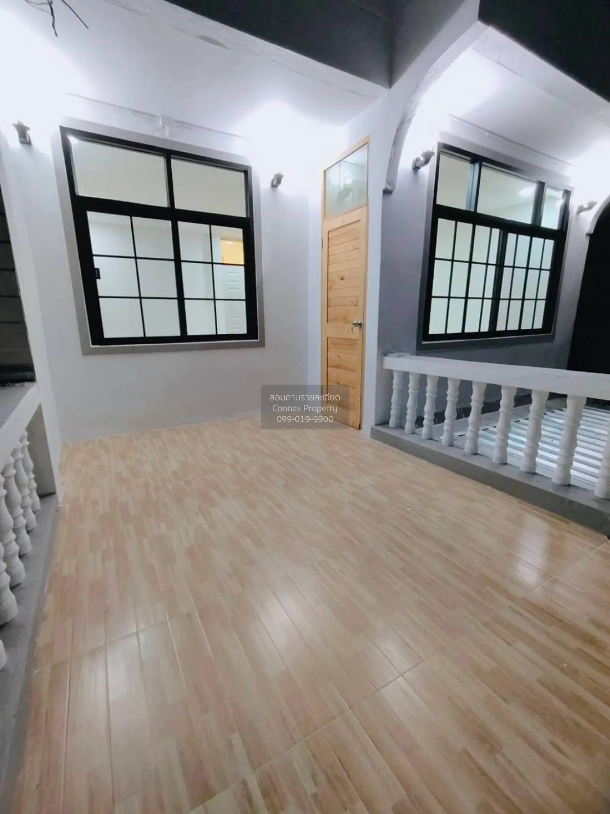 ขายทาวน์เฮ้าส์/ทาวน์โฮม  บ้านอยู่เจริญเปรมประชา หน้ากว้าง รีโนเวท