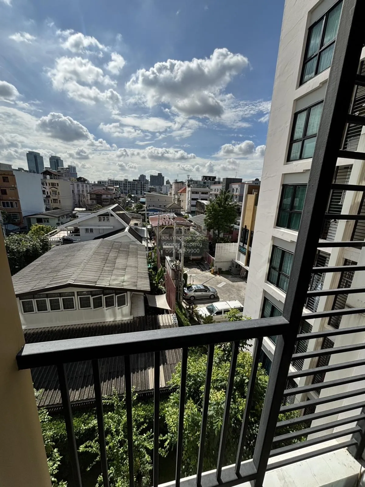 ขายคอนโด  ดีมาร์ก คอนโด แอท สุทธิสาร MRT-สุทธิสาร สามเสนนอก เขต ห