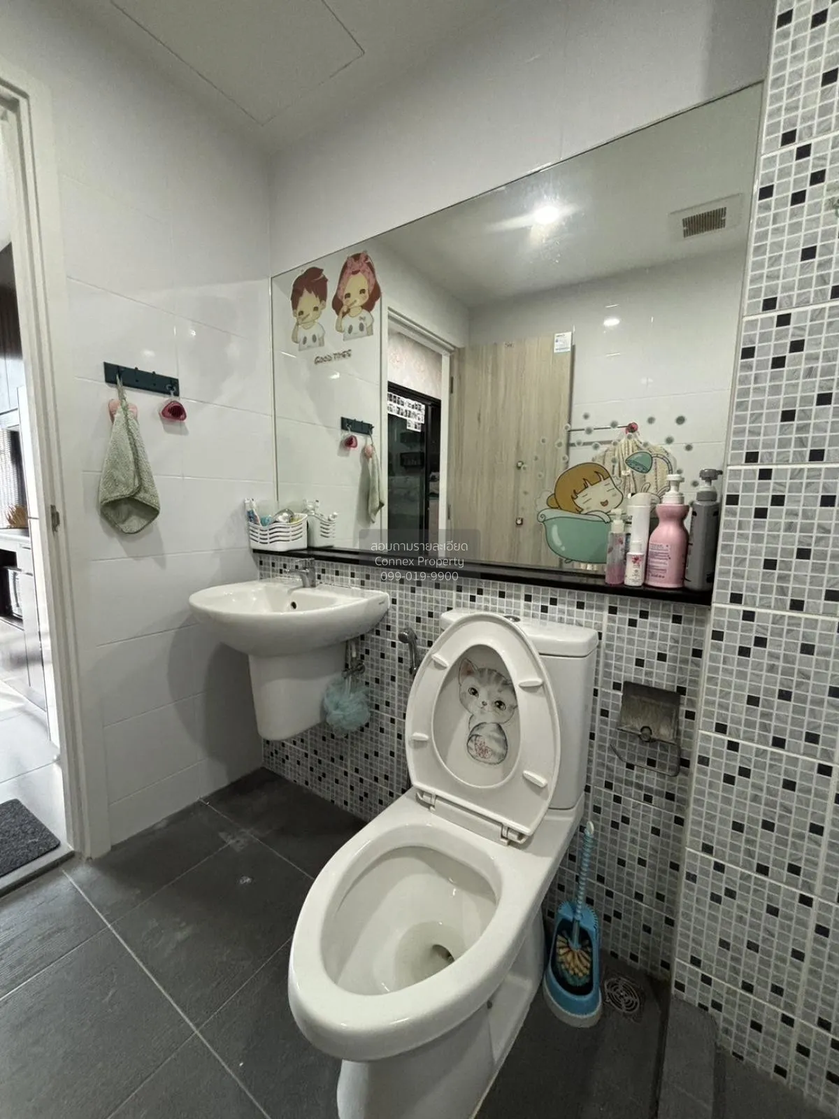 ขายคอนโด  ดีมาร์ก คอนโด แอท สุทธิสาร MRT-สุทธิสาร สามเสนนอก เขต ห