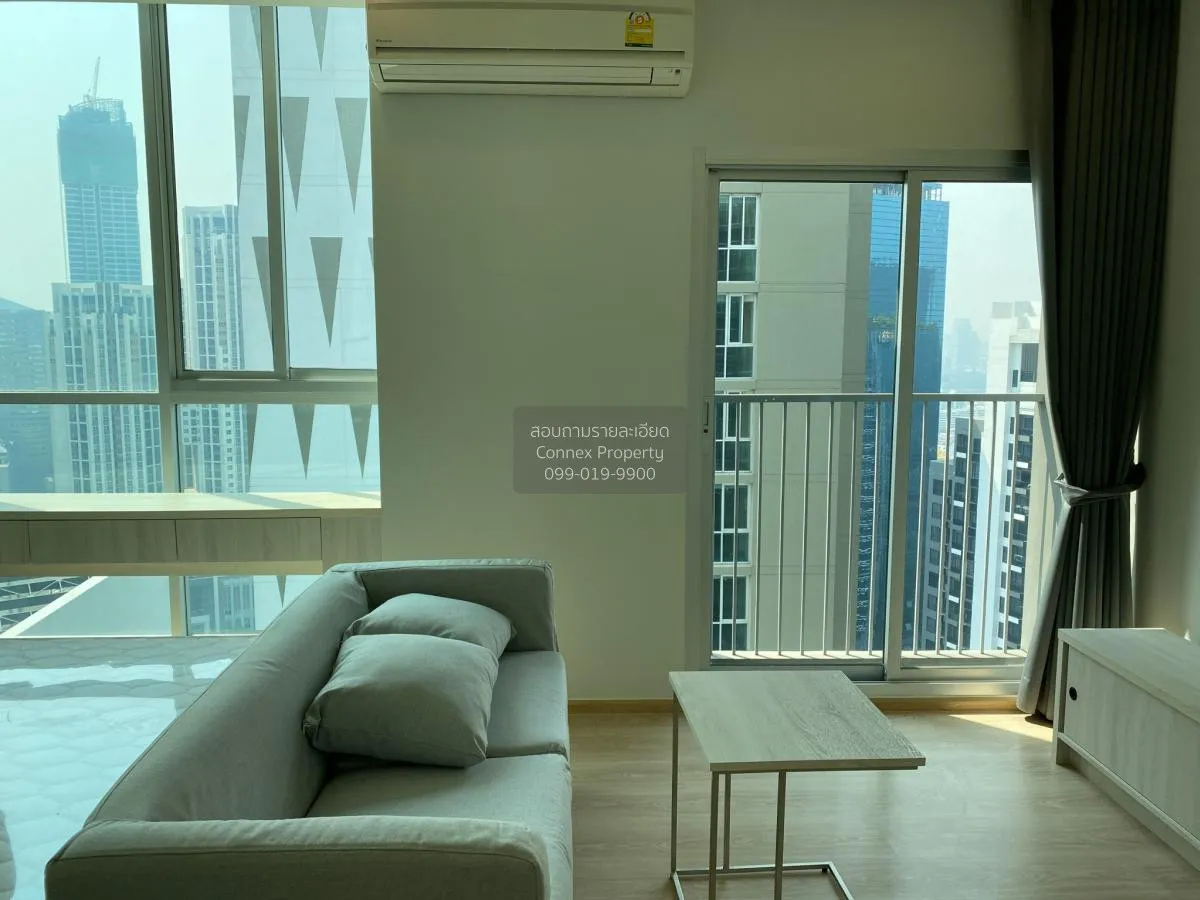 ขายคอนโด  โนเบิล รีวอลฟ์ รัชดา 1 ชั้นสูง ห้องมุม หน้ากว้าง MRT-ศู