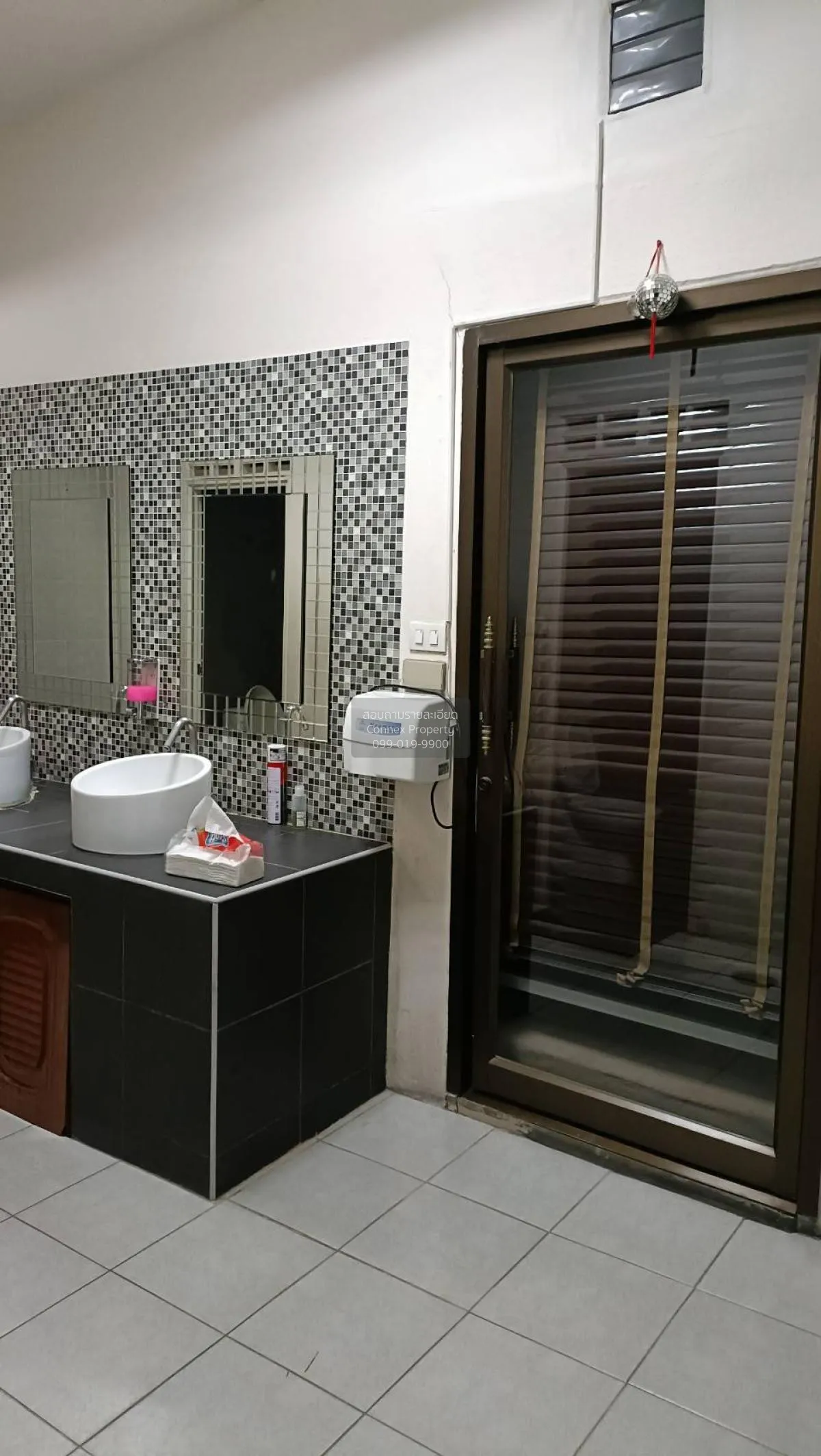 ขายขายอาคารพาณิชย์ 4ชั้น ติดรถไฟฟ้ารัชโยธิน 2คูหา  แขวงจันทรเกษม 