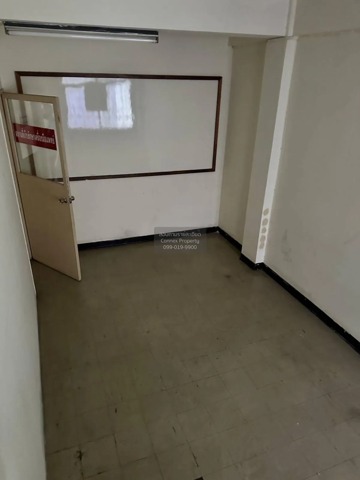 ขายขายอาคารพาณิชย์ 4ชั้น ติดรถไฟฟ้ารัชโยธิน 2คูหา  แขวงจันทรเกษม  4