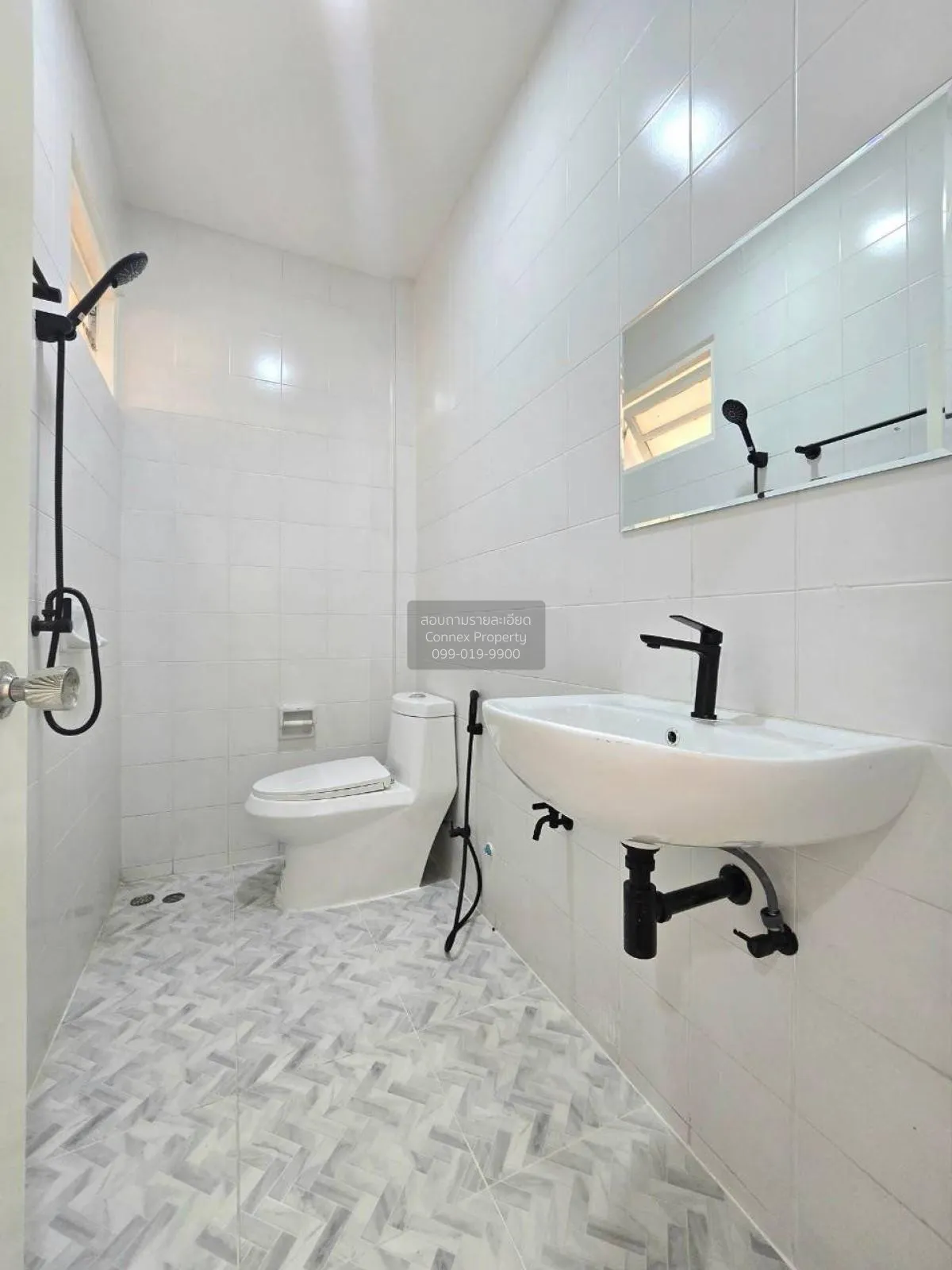 For Sale Townhouse/Townhome  , Rungruang Thani Pak Kret , newly r