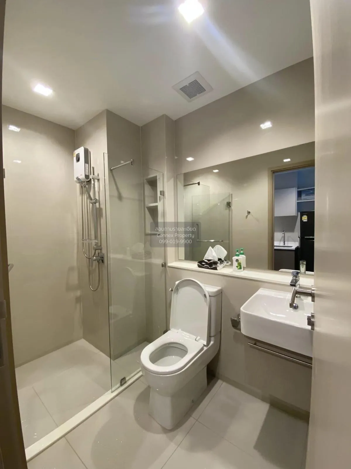 For Rent Condo , Life Sathorn Sierra , nice view , high floor , B