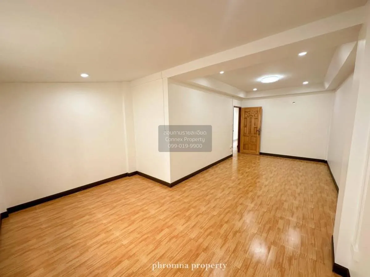 ขายทาวน์เฮ้าส์/ทาวน์โฮม  หมู่บ้านพิมพ์ทอง รีโนเวทใหม่ คลองเจ้าคุณ