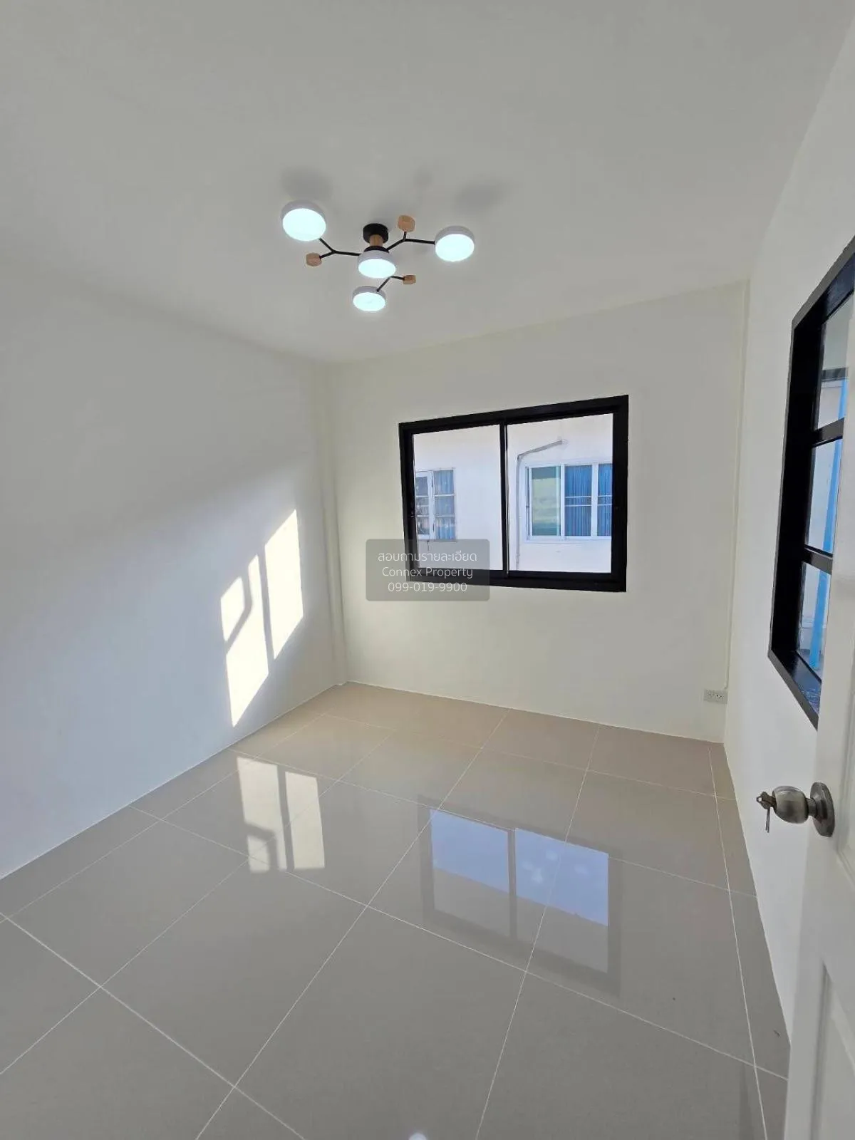 ขายทาวน์เฮ้าส์/ทาวน์โฮม  บ้านมนวดี รีโนเวทใหม่ บางคูรัด บางบัวทอง