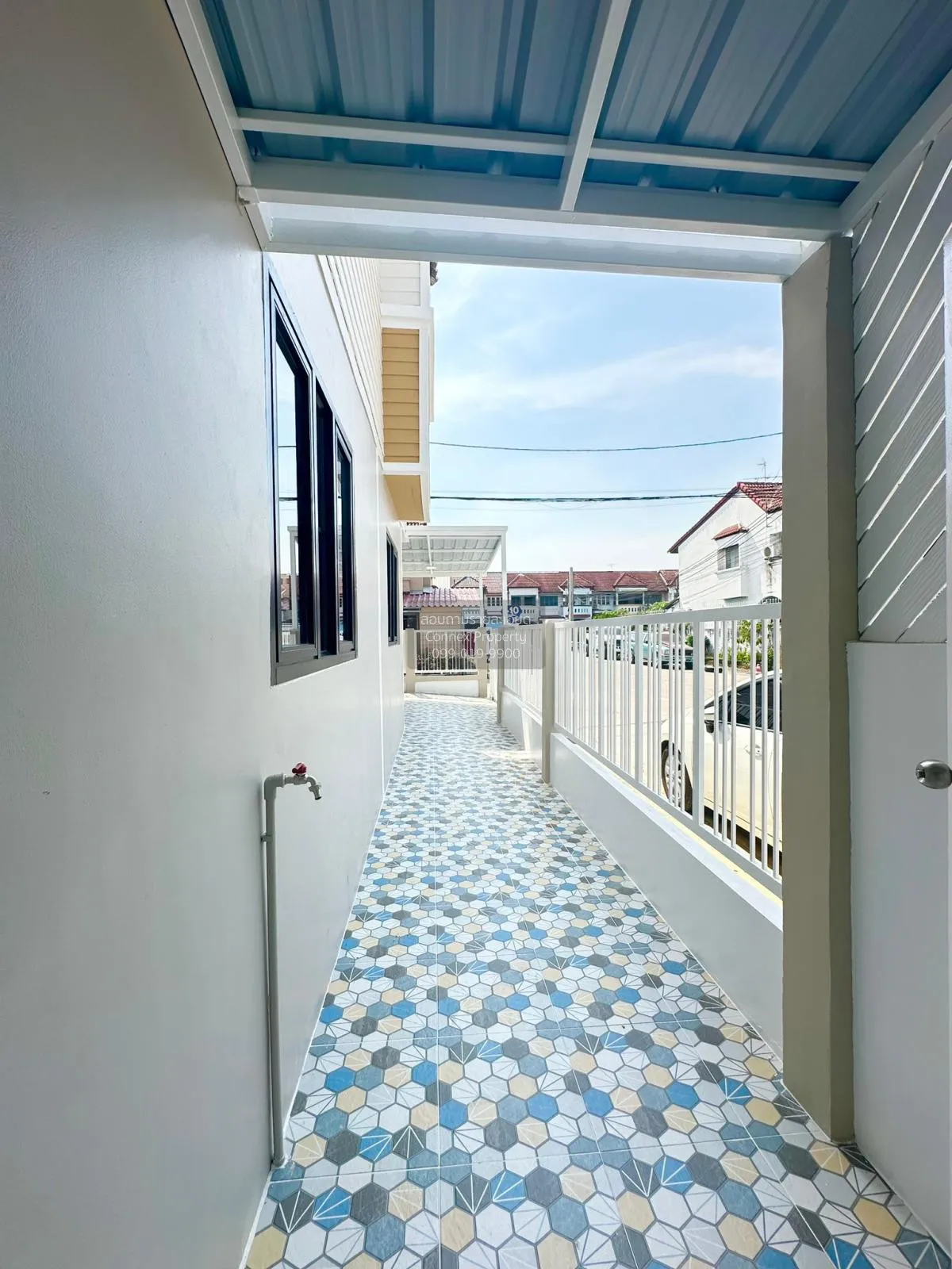 ขายทาวน์เฮ้าส์/ทาวน์โฮม  แลนด์วิลล่า ห้องมุม รีโนเวทใหม่ บางบัวทอ