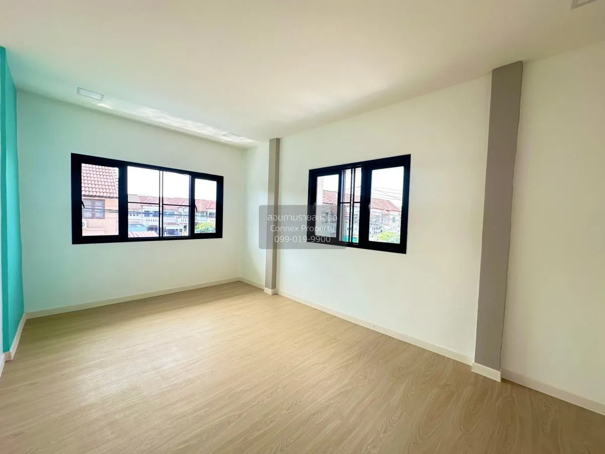 ขายทาวน์เฮ้าส์/ทาวน์โฮม  แลนด์วิลล่า ห้องมุม รีโนเวทใหม่ บางบัวทอ