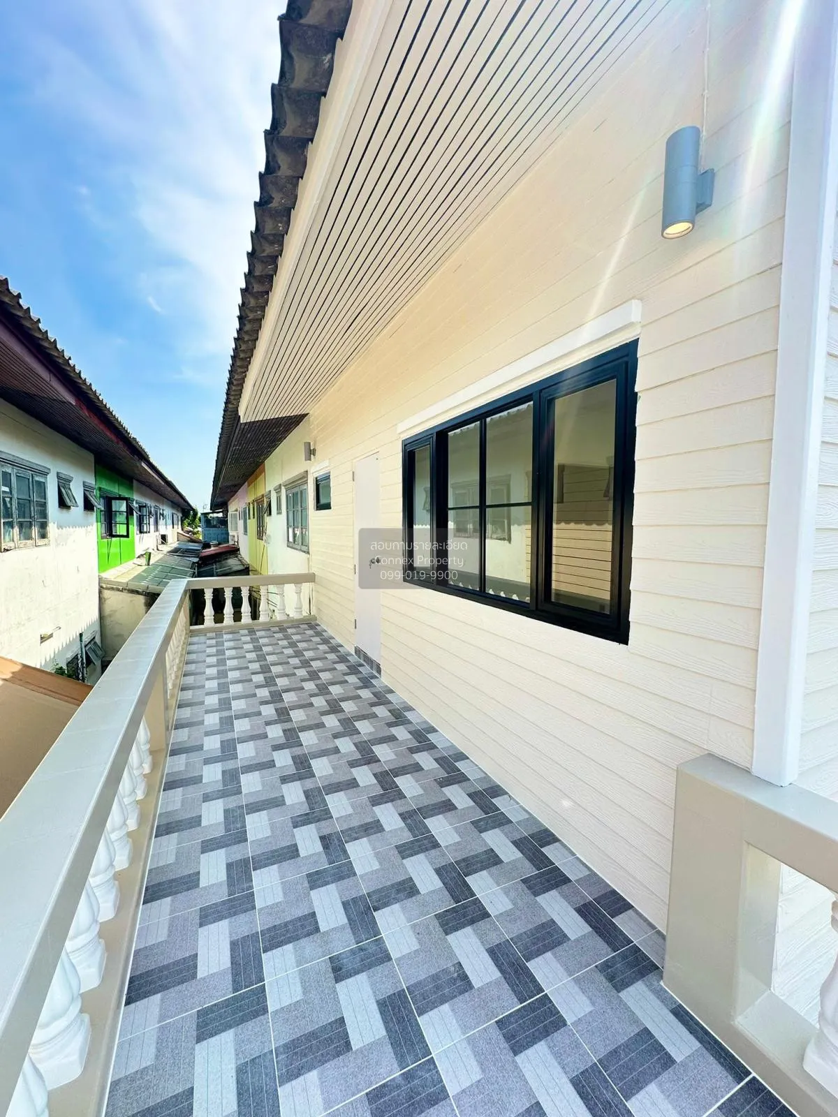 ขายทาวน์เฮ้าส์/ทาวน์โฮม  แลนด์วิลล่า ห้องมุม รีโนเวทใหม่ บางบัวทอ