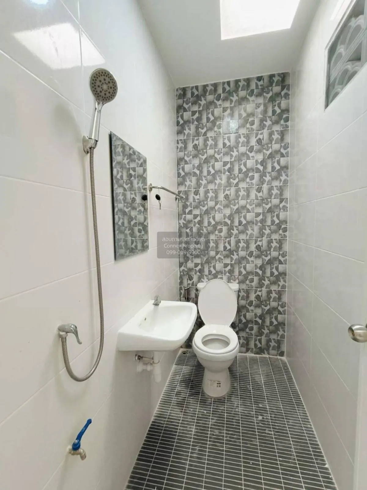 ขายทาวน์เฮ้าส์/ทาวน์โฮม  บ้านเบญจพฤกษ์ คลอง 5 รีโนเวทใหม่ คลองห้า