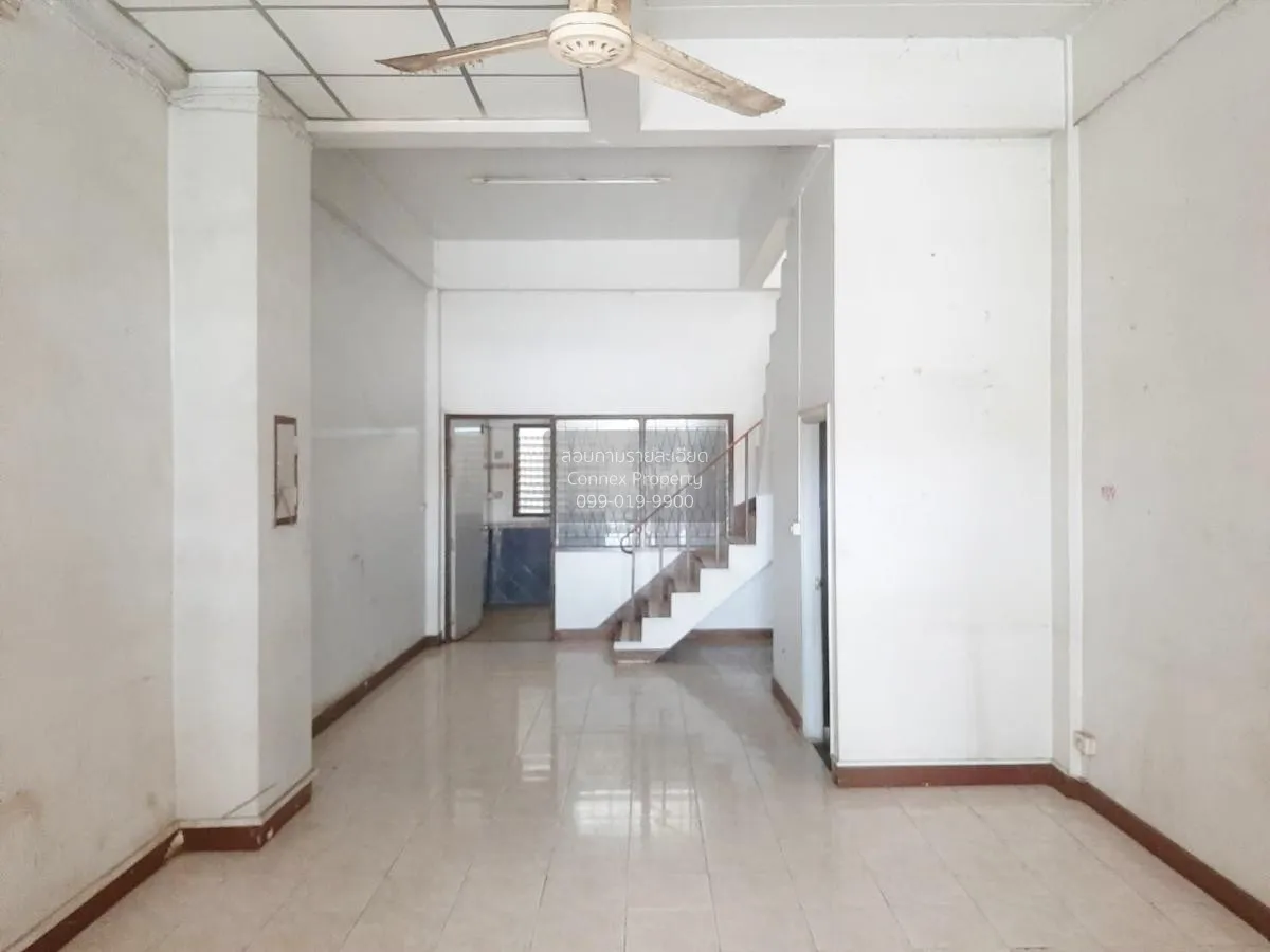 commercial building in front of Chatchai fresh market, Nava Nakor 4