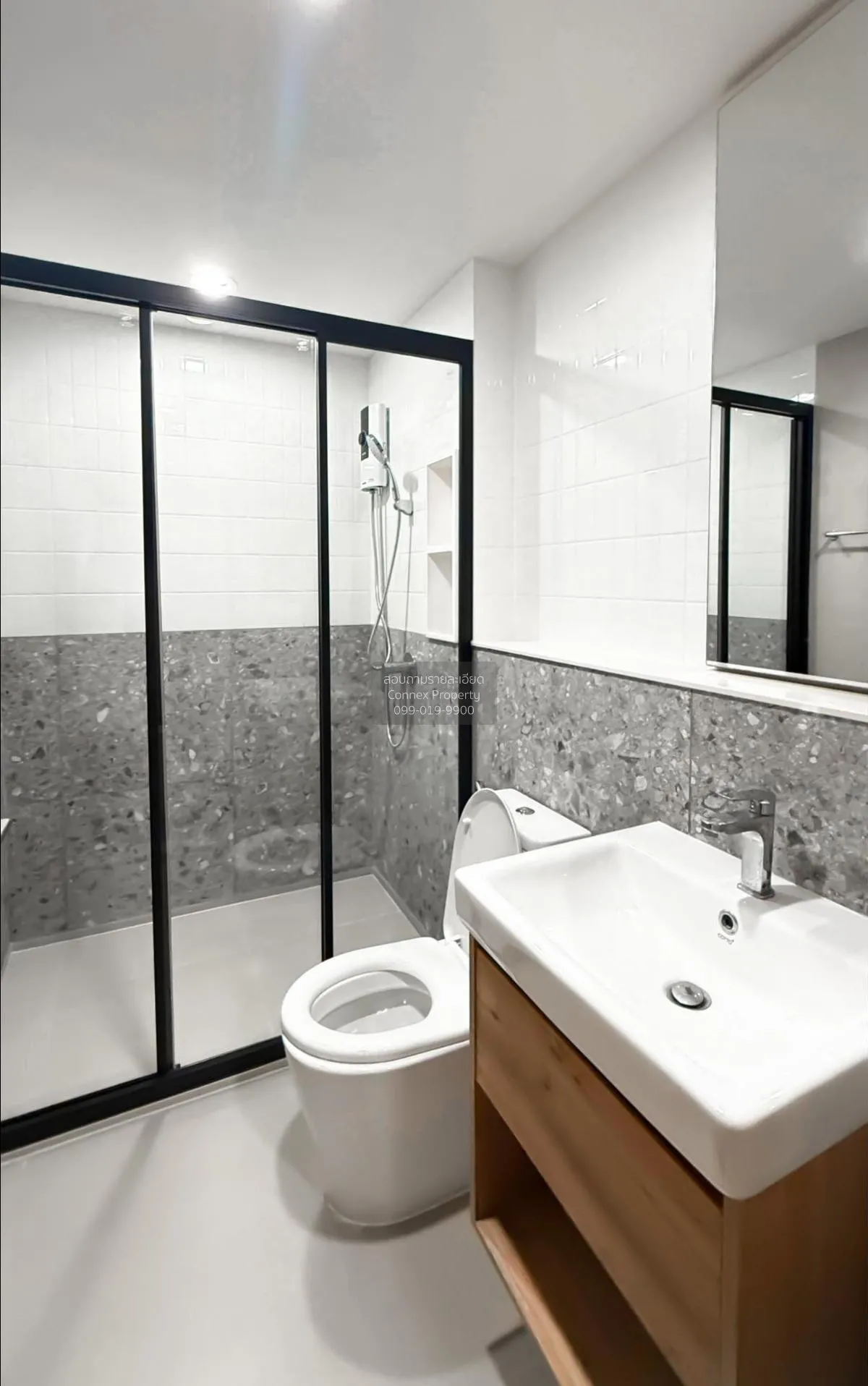 For Rent Condo , Siamese Rama 9 (Landmark @MRTA Station) , Huai K