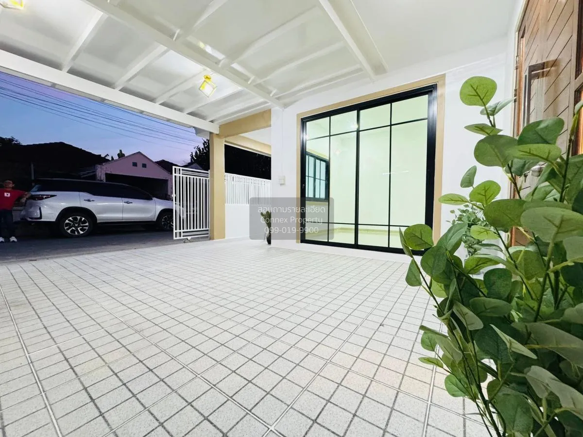 For Sale Townhouse/Townhome  , Baan Arsa House 5 , newly renovate