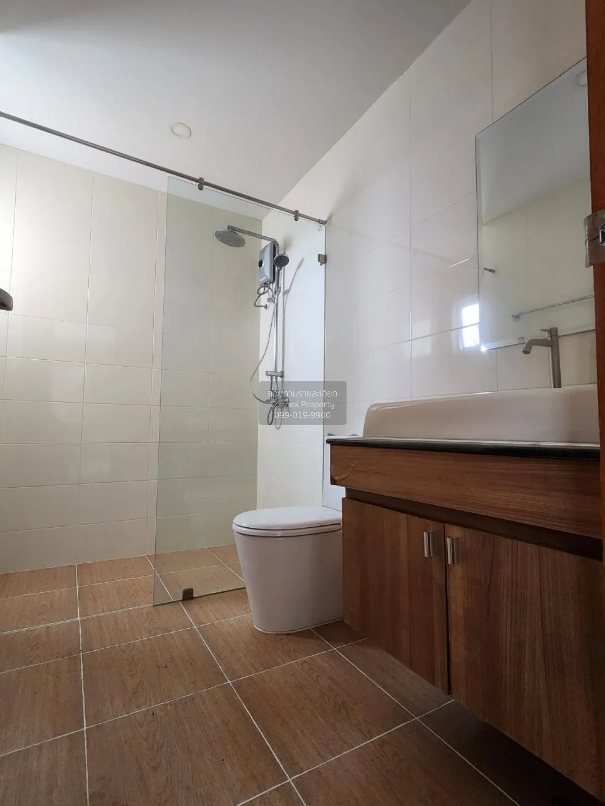 ขายคอนโด  มอนิงตั้น แกรนด์ เรสซิเดนซ์ แสนสุข เมืองชลบุรี กรุงเทพ 