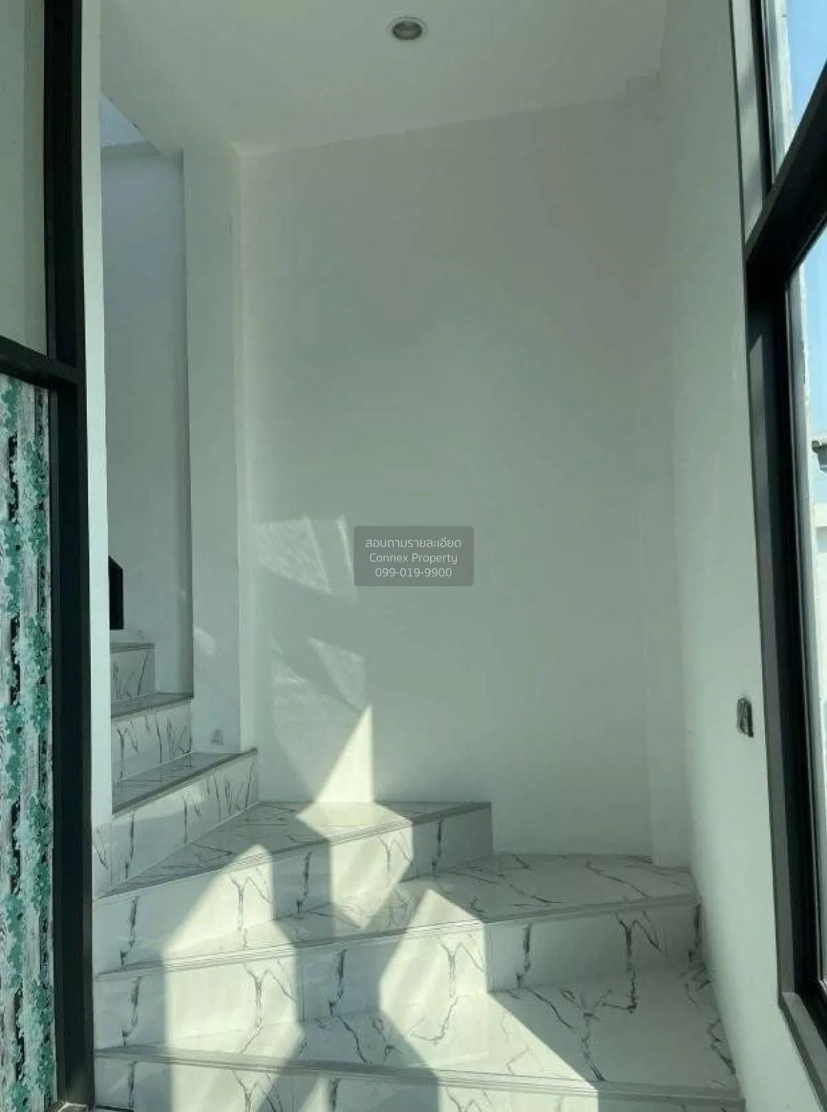 ขายบ้าน  เวโรน่า บาย อุ่นไอรัก ชั้นสูง ห้องมุม หนองไม้แดง เมืองชล