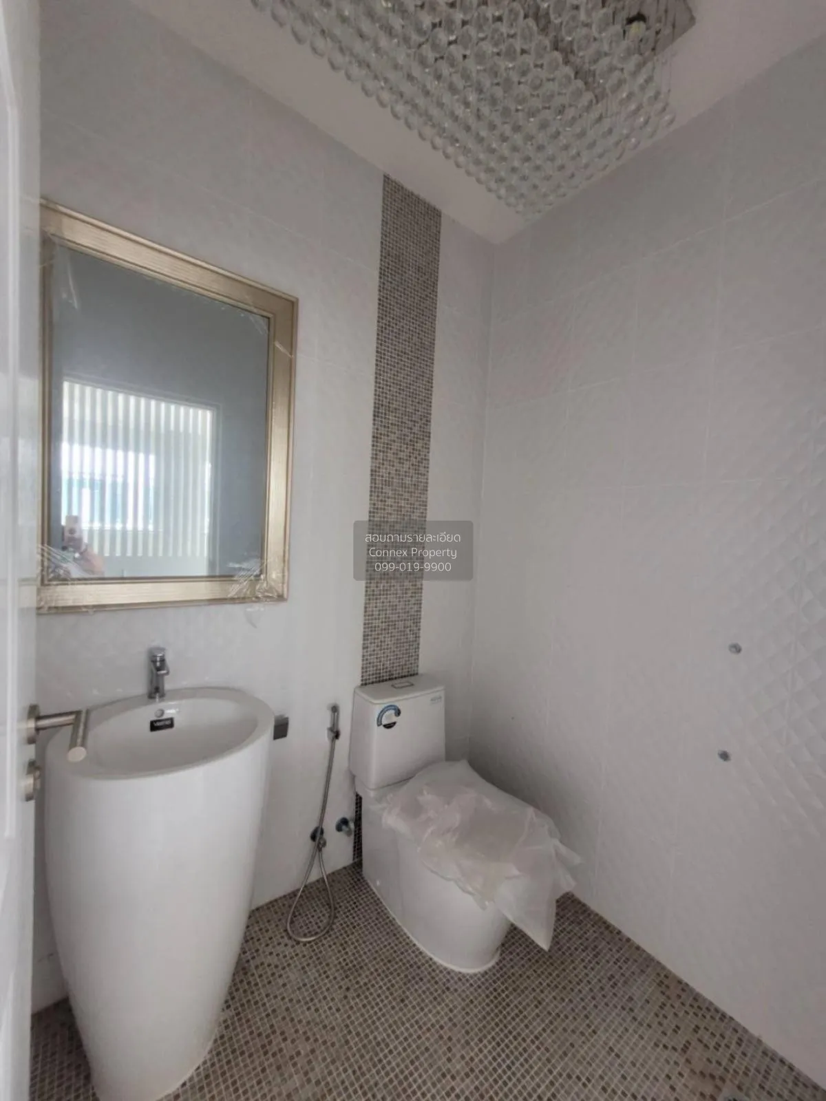 ขายบ้าน  เวโรน่า บาย อุ่นไอรัก ชั้นสูง ห้องมุม หนองไม้แดง เมืองชล