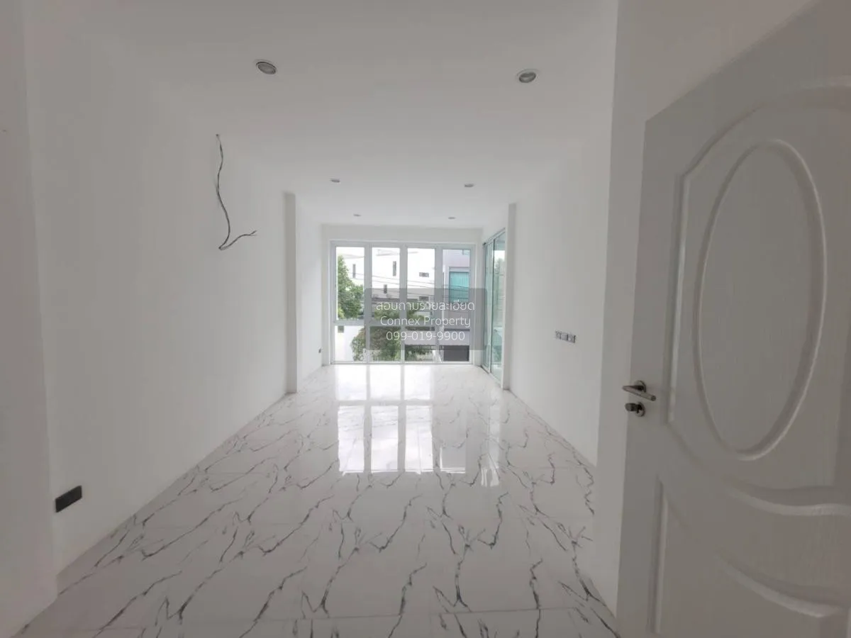 ขายบ้าน  เวโรน่า บาย อุ่นไอรัก ชั้นสูง หนองไม้แดง เมืองชลบุรี ชลบ