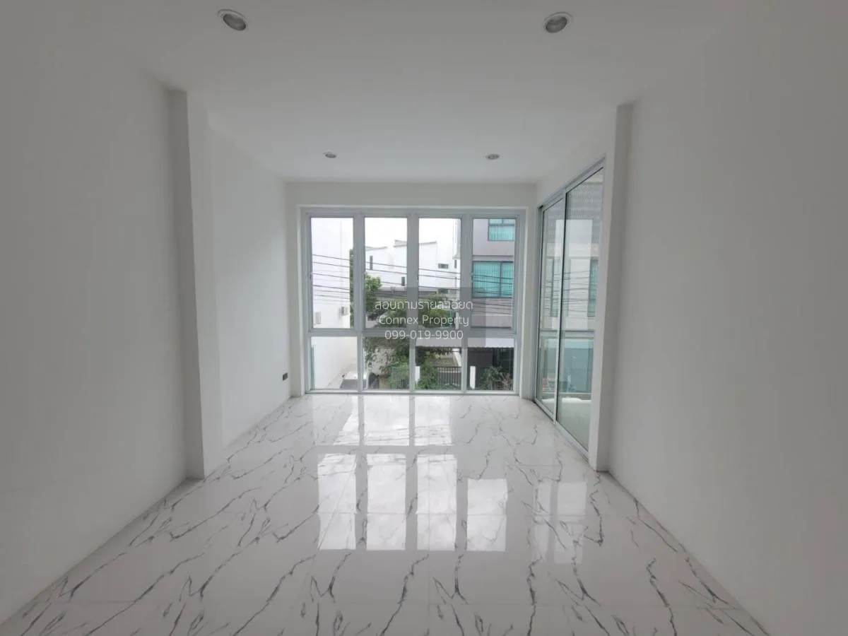 ขายบ้าน  เวโรน่า บาย อุ่นไอรัก ชั้นสูง หนองไม้แดง เมืองชลบุรี ชลบ