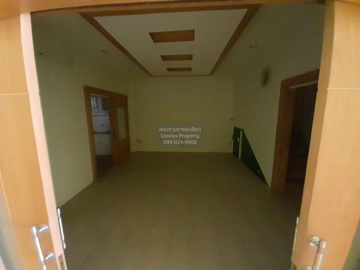 For Sale 2-storey commercial building, Ban Phai, Khon Kaen Provin