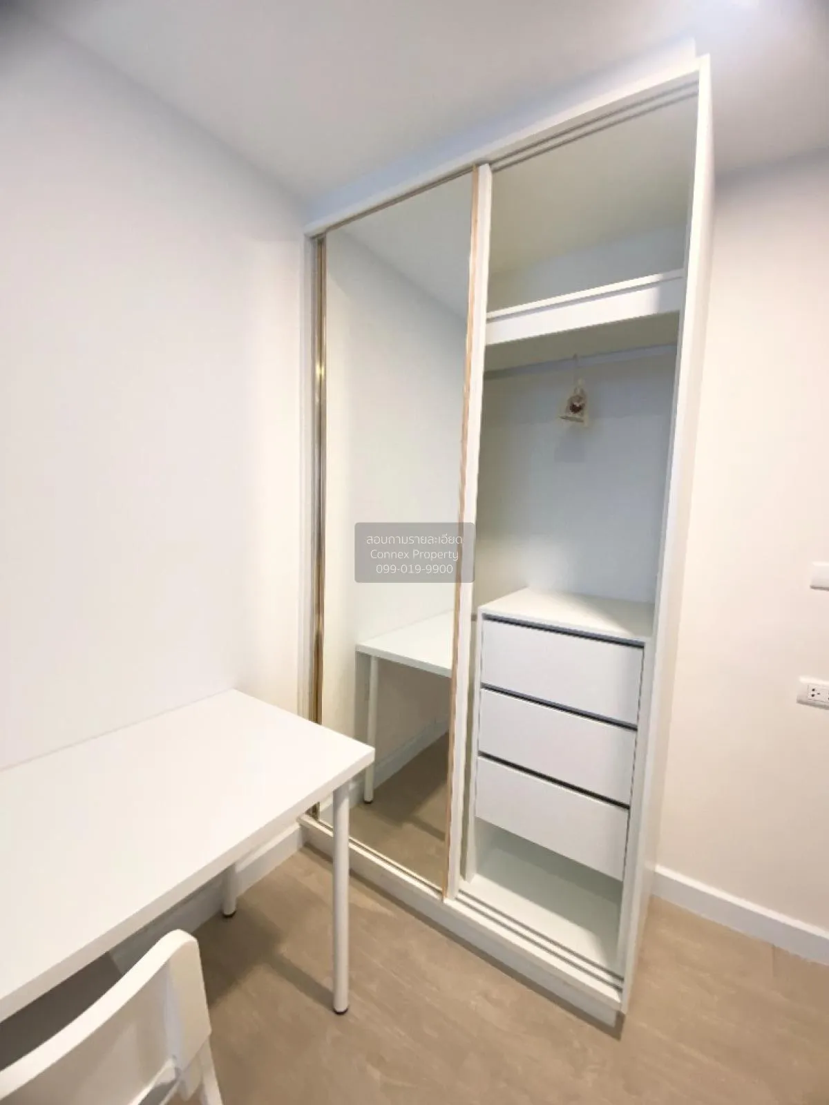 เช่าคอนโด  เมโทร ลักซ์ โรสโกลด์ พหล - สุทธิสาร BTS-สะพานควาย สามเ