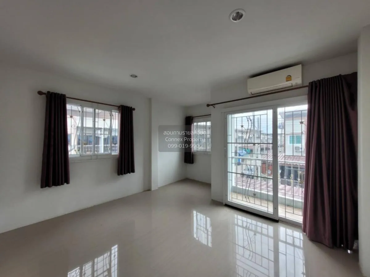 For Sale Townhouse/Townhome  , Sukjai Villa 9 , corner unit , Don