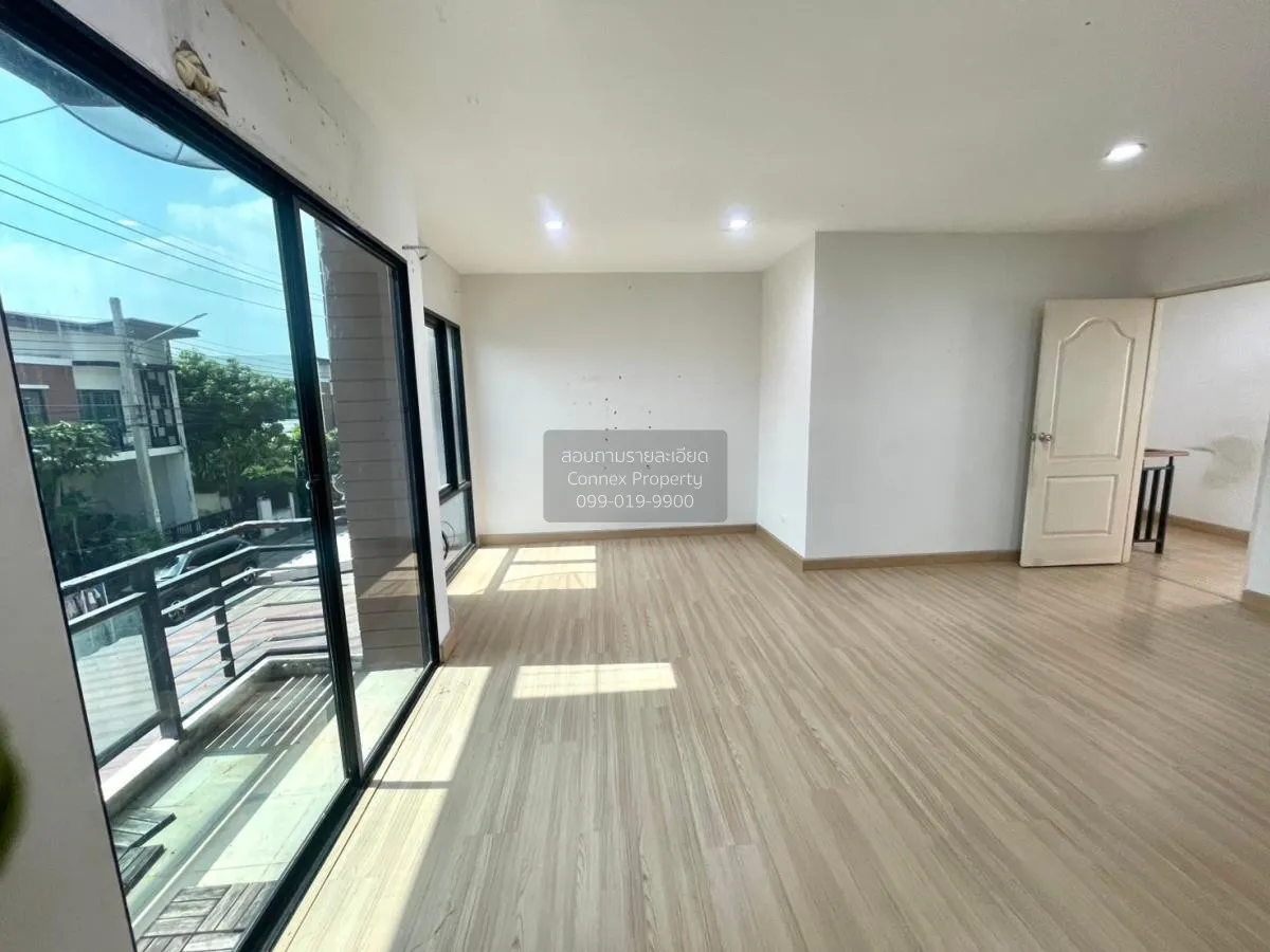 For Sale Townhouse/Townhome  , IFIELD BANGNA , Dok Mai , Prawet ,