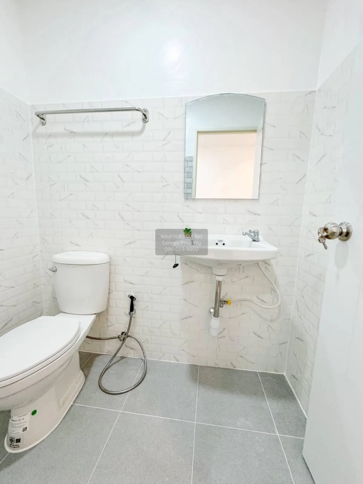 ขายทาวน์เฮ้าส์/ทาวน์โฮม  บ้านตะวันงาม รีโนเวทใหม่ บางใหญ่ บางใหญ่