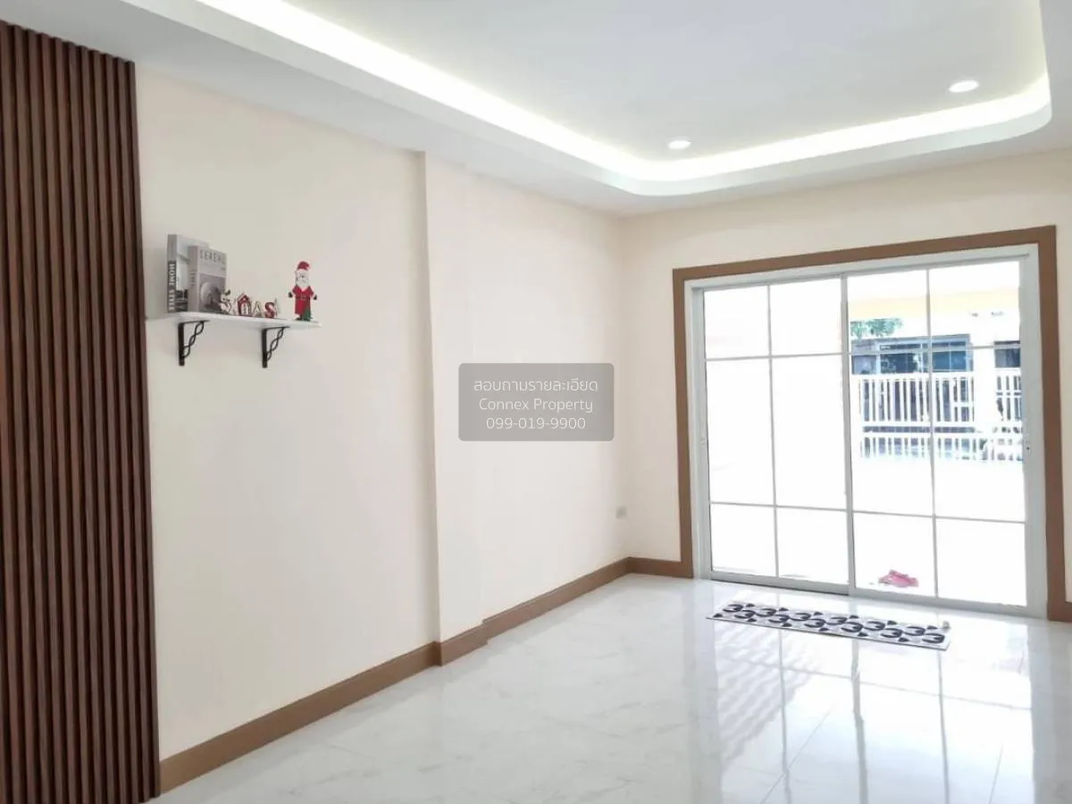 For Sale Townhouse/Townhome  , Baan Arsa House 5 , newly renovate