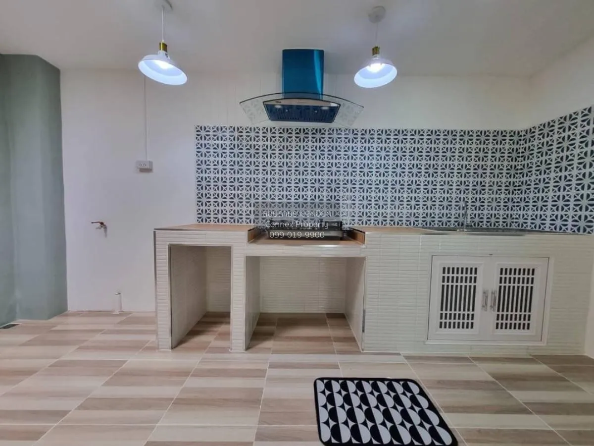 For Sale Townhouse/Townhome  , Baan Arsa House 5 , newly renovate