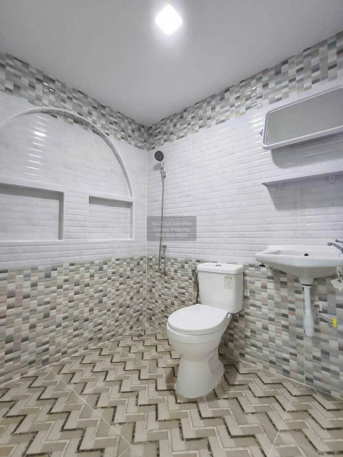 For Sale Townhouse/Townhome  , K.C. Ramintra 4 , newly renovated 