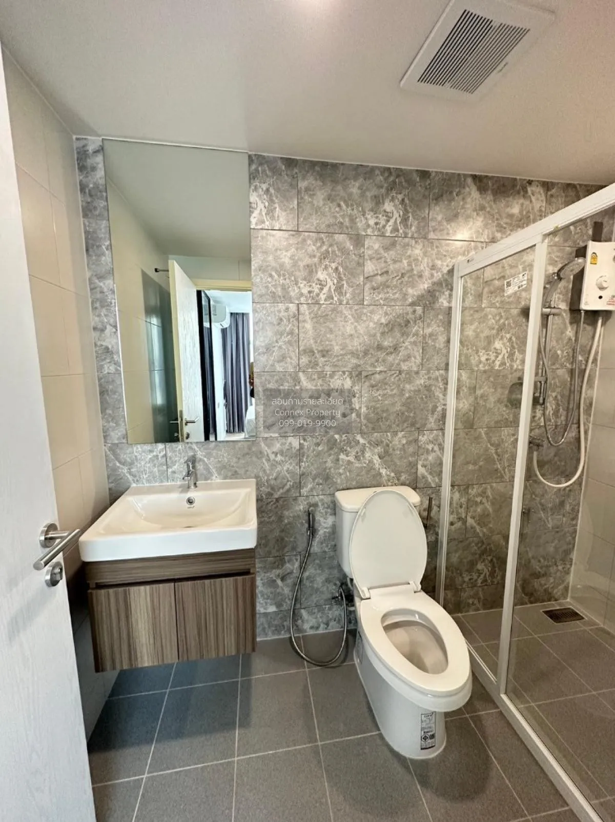 เช่าคอนโด  ไอเวอรี่ รัชดา - ลาดพร้าว BTS-ห้าแยกลาดพร้าว  แขวงจันท