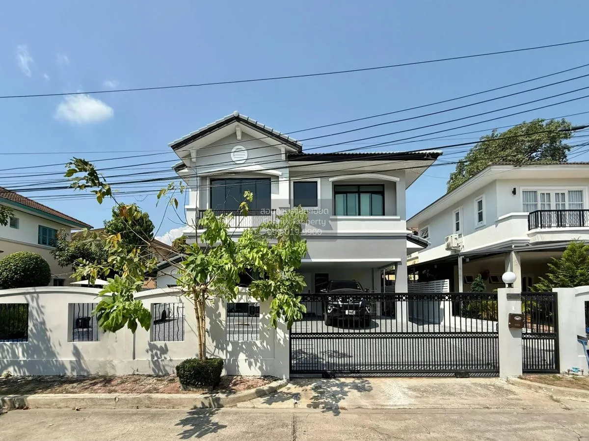 For Sale House , Mantana Srinakarin - Bangna , Bang Kaeo , Bang P